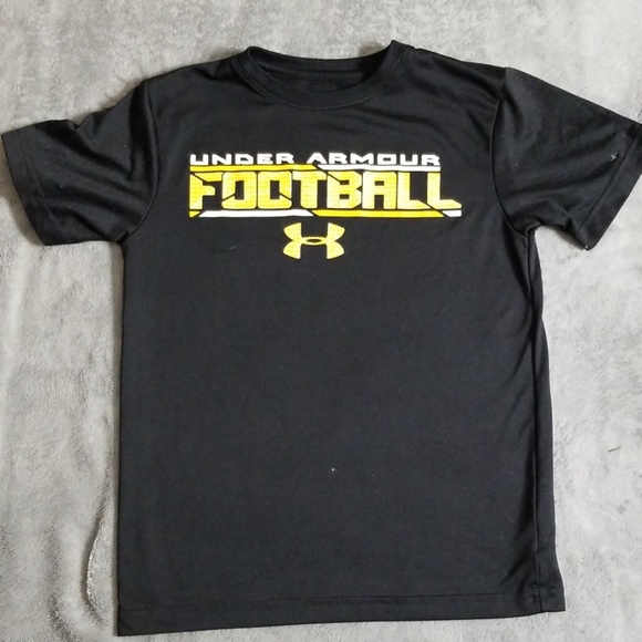 UNDER ARMOUR FOOTBALL BLACK & GOLD TEE SHIRT TOP